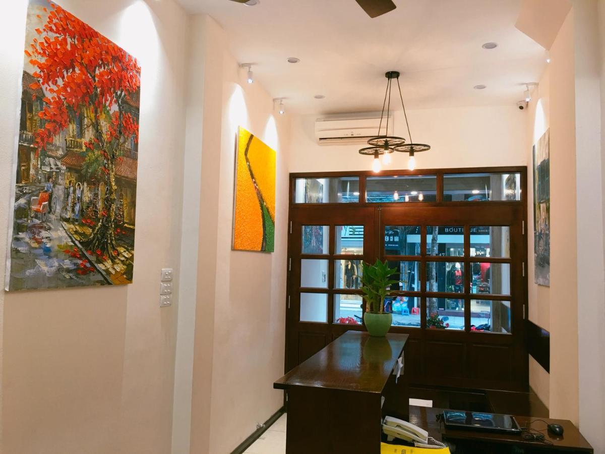 Ellogia Rusta Hotel - Managed By Hostesk Ханой Экстерьер фото